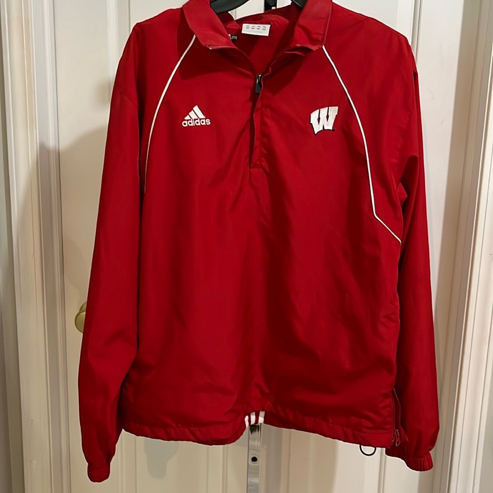 Adidas Climate Wisconsin Badger pullover jacket size medium